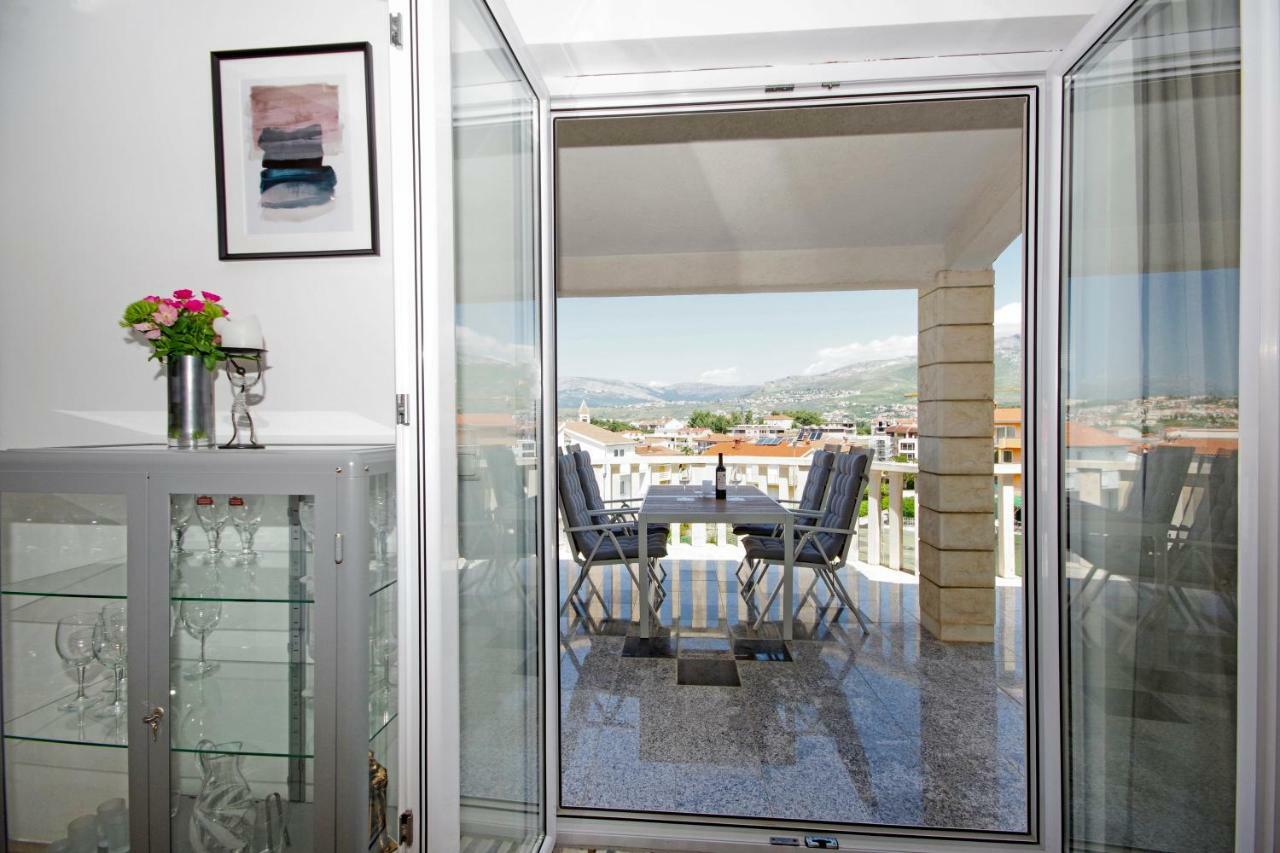Manuela Apartment Podstrana Ngoại thất bức ảnh