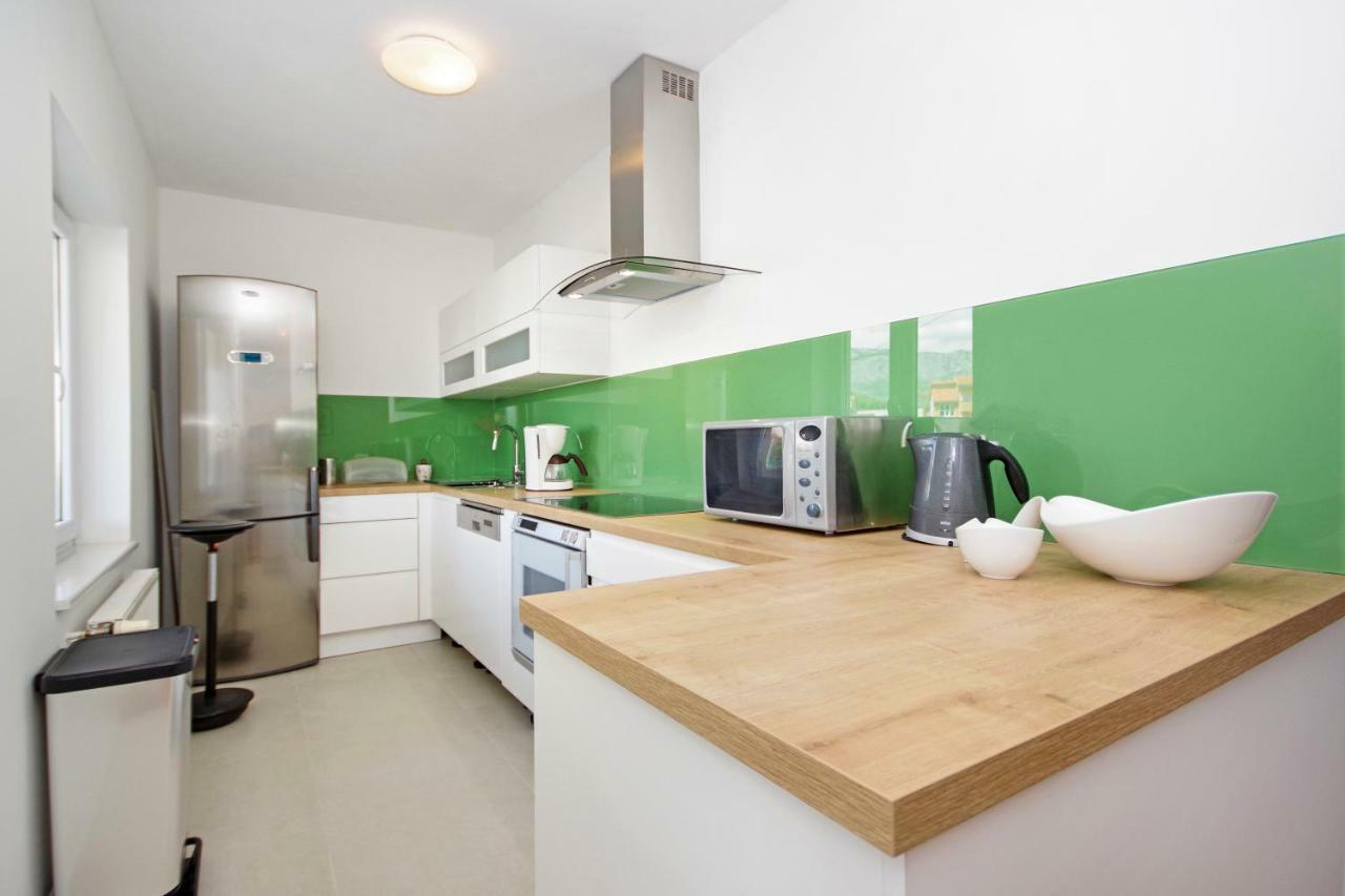 Manuela Apartment Podstrana Ngoại thất bức ảnh